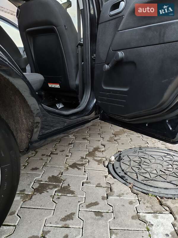 Хетчбек Ford Fusion 2011 в Львові