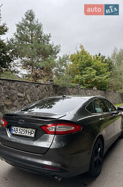 Седан Ford Fusion 2016 в 