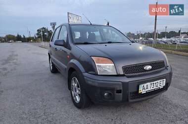 Хэтчбек Ford Fusion 2007 в Киеве