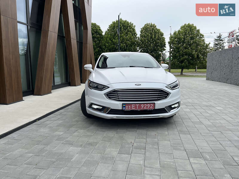 Седан Ford Fusion 2016 в Луцке