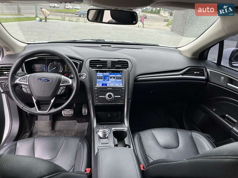 Седан Ford Fusion 2016 в Луцке