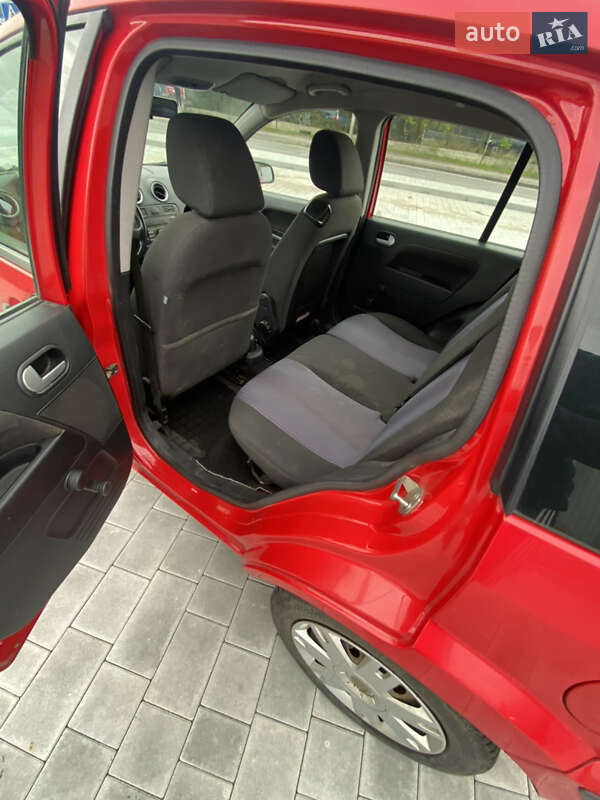 Хетчбек Ford Fusion 2006 в Вінниці