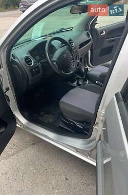 Хетчбек Ford Fusion 2007 в 