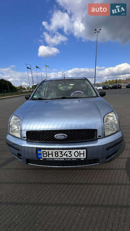 Хэтчбек Ford Fusion 2004 в Львове