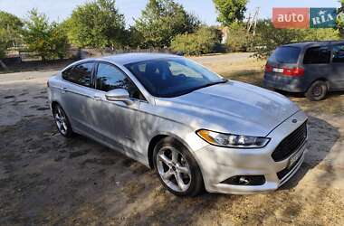 Седан Ford Fusion 2014 в 