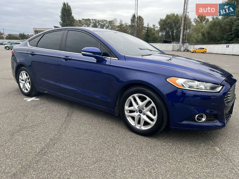 Седан Ford Fusion 2014 в Киеве