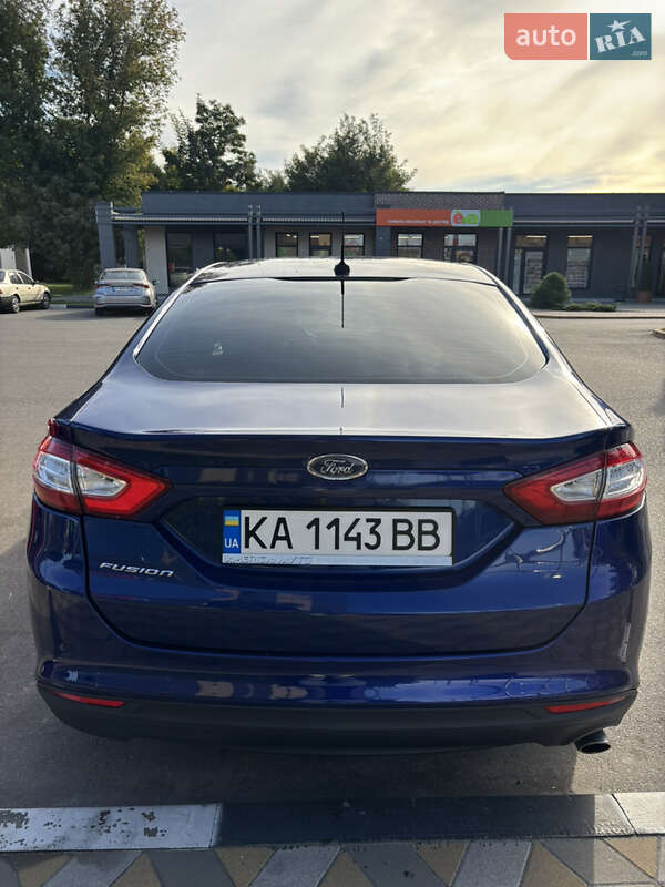 Седан Ford Fusion 2015 в Киеве фото 6 Седан Ford Fusion 2015 в Киеве