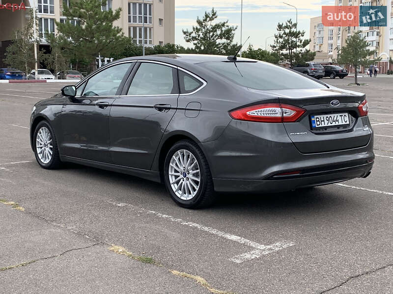 Седан Ford Fusion 2015 в Николаеве фото 5 Седан Ford Fusion 2015 в Николаеве