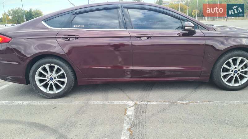 Седан Ford Fusion 2017 в Дніпрі