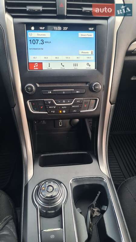 Седан Ford Fusion 2017 в Дніпрі