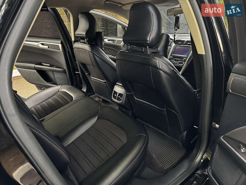 Седан Ford Fusion 2017 в Днепре
