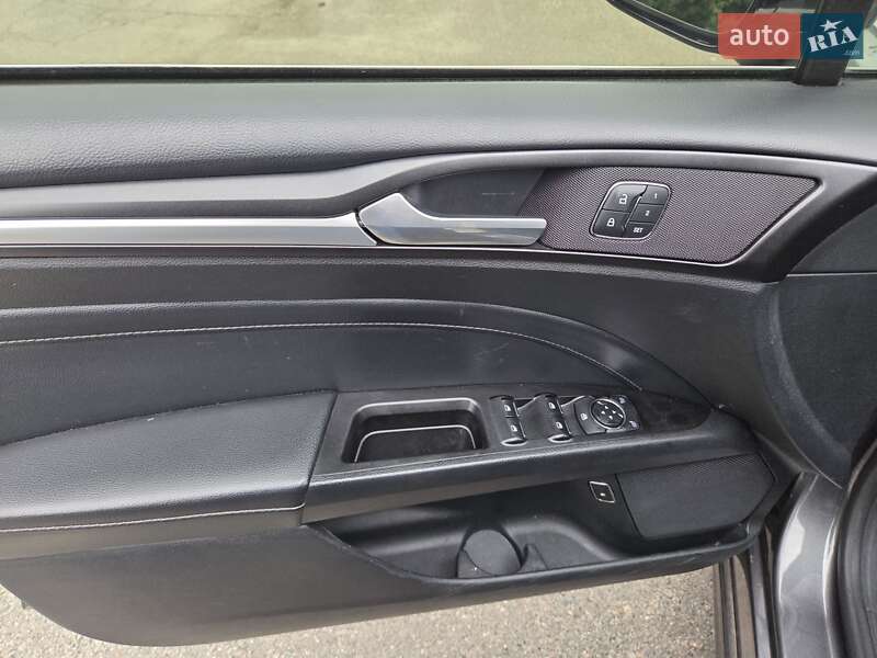 Седан Ford Fusion 2016 в Киеве