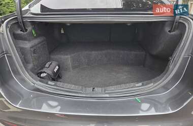 Седан Ford Fusion 2016 в 