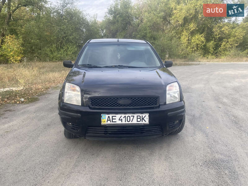 Хэтчбек Ford Fusion 2003 в Днепре