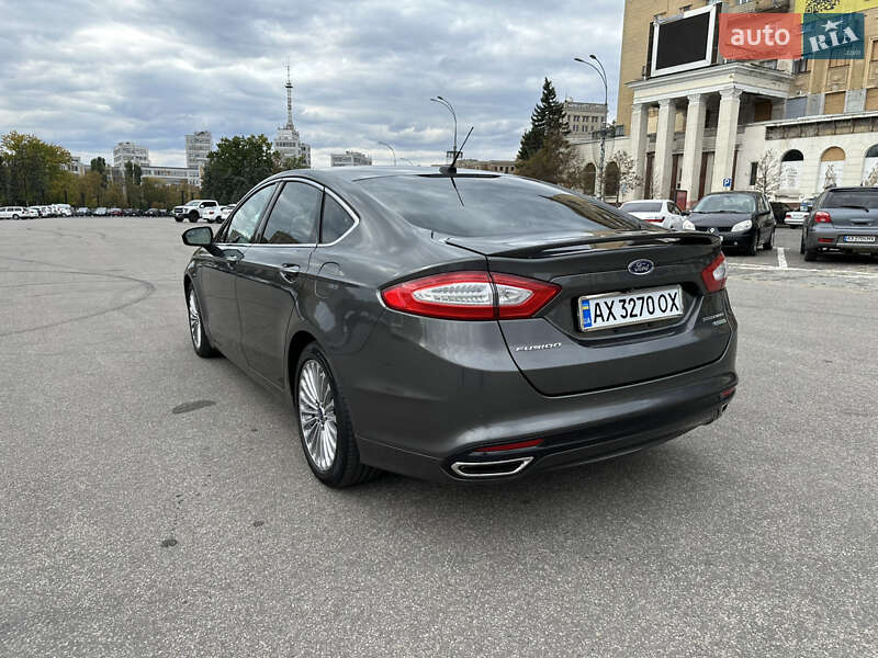 Седан Ford Fusion 2015 в Харкові