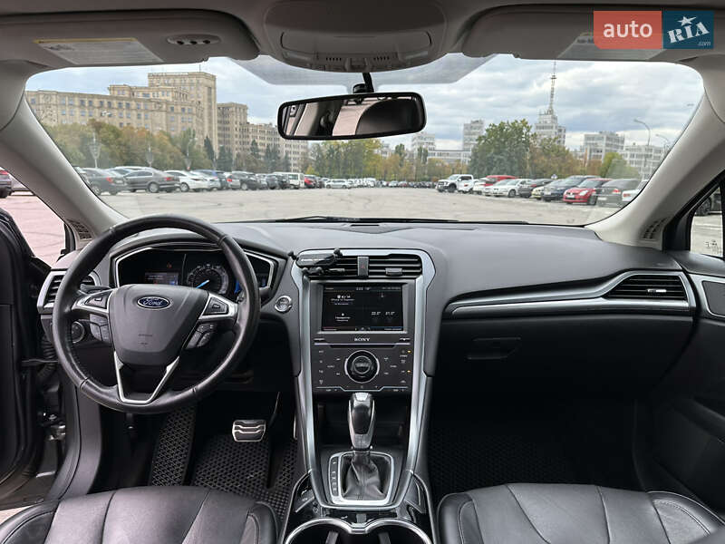 Седан Ford Fusion 2015 в Харкові