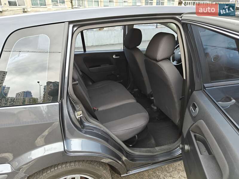 Хэтчбек Ford Fusion 2007 в Киеве