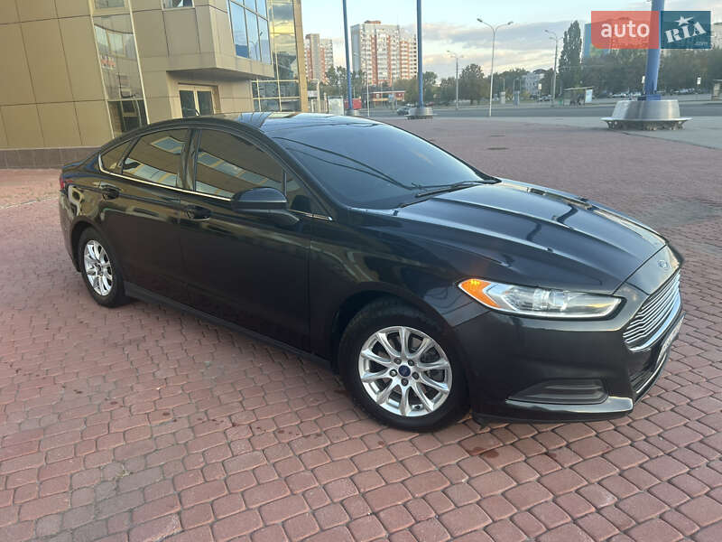 Седан Ford Fusion 2014 в Харкові