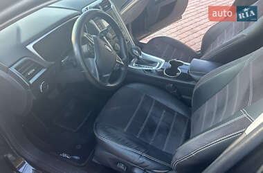 Седан Ford Fusion 2014 в 