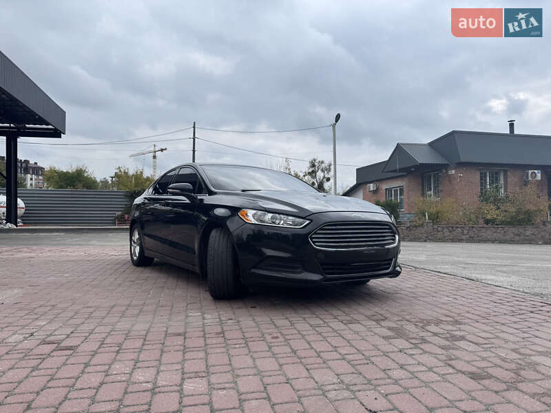 Седан Ford Fusion 2016 в Киеве фото 4 Седан Ford Fusion 2016 в Киеве