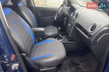 Хетчбек Ford Fusion 2012 в 