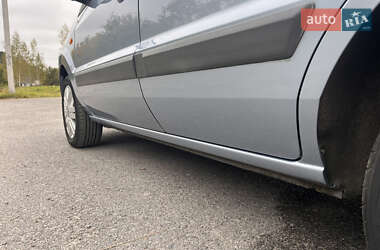 Хэтчбек Ford Fusion 2006 в 