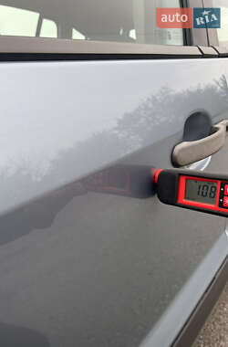 Хэтчбек Ford Fusion 2006 в 