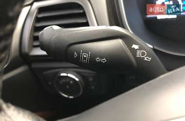 Седан Ford Fusion 2019 в 