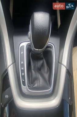 Седан Ford Fusion 2014 в 