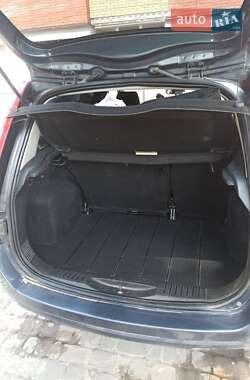 Хетчбек Ford Fusion 2011 в 