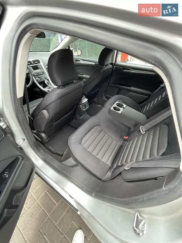 Седан Ford Fusion 2014 в Киеве фото 17 Седан Ford Fusion 2014 в Киеве