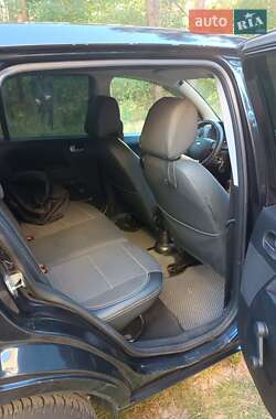 Хетчбек Ford Fusion 2010 в 