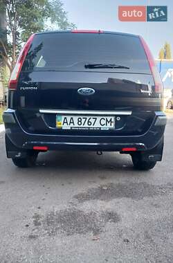 Хэтчбек Ford Fusion 2007 в 