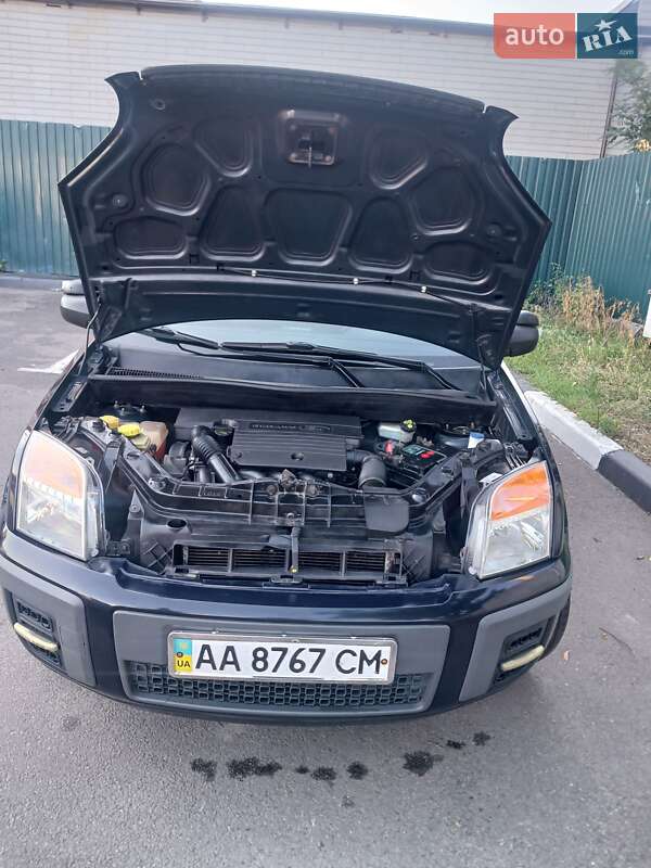 Хэтчбек Ford Fusion 2007 в Киеве