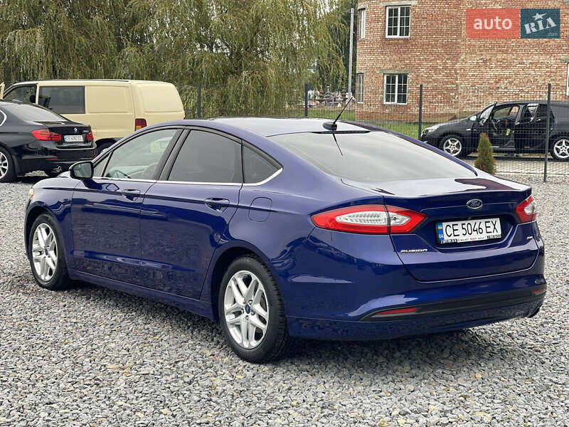 Седан Ford Fusion 2015 в Чернівцях