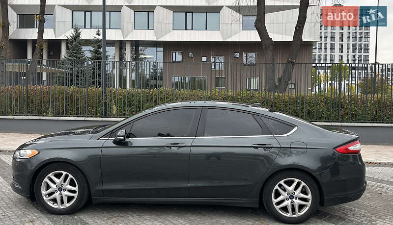 Седан Ford Fusion 2014 в Києві