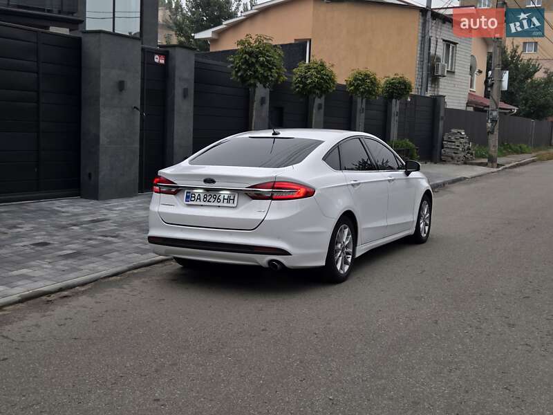 Седан Ford Fusion 2017 в Києві
