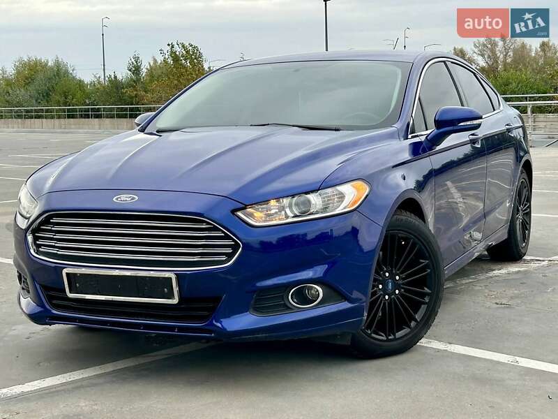 Седан Ford Fusion 2016 в Києві