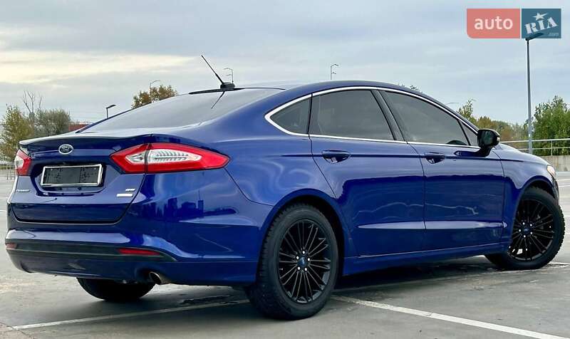 Седан Ford Fusion 2016 в Києві