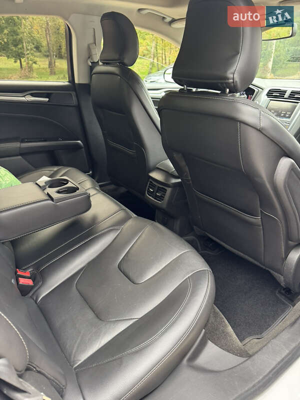 Седан Ford Fusion 2014 в Києві фото 12 Седан Ford Fusion 2014 в Києві