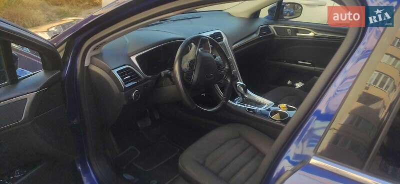 Седан Ford Fusion 2012 в Южном фото 6 Седан Ford Fusion 2012 в Южном