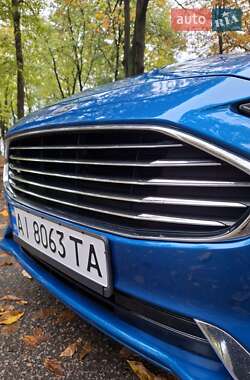 Седан Ford Fusion 2018 в 