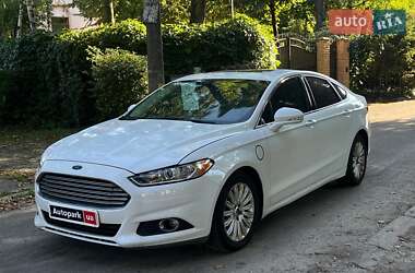 Седан Ford Fusion 2015 в Киеве