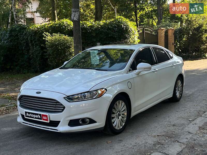 Ford Fusion 2015