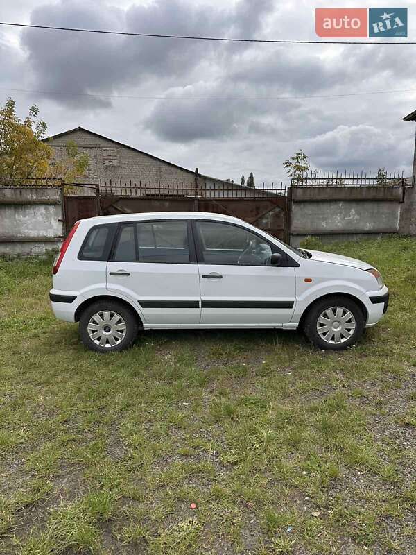 Хетчбек Ford Fusion 2009 в Луцьку
