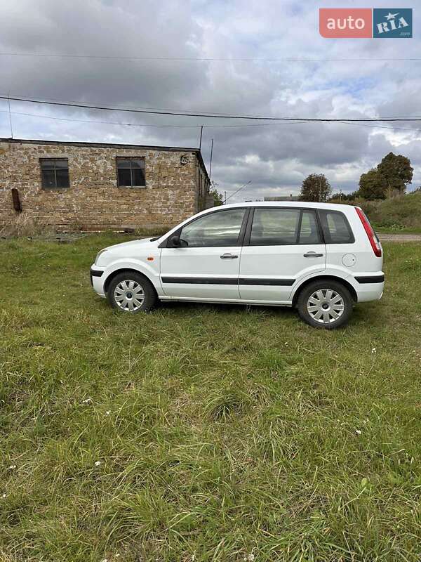 Хетчбек Ford Fusion 2009 в Луцьку