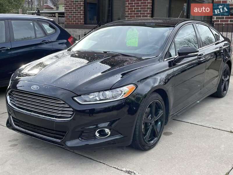 Седан Ford Fusion 2016 в Тернополі