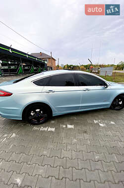 Седан Ford Fusion 2014 в 