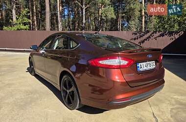 Седан Ford Fusion 2016 в 