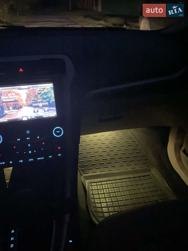 Седан Ford Fusion 2014 в Тернополі